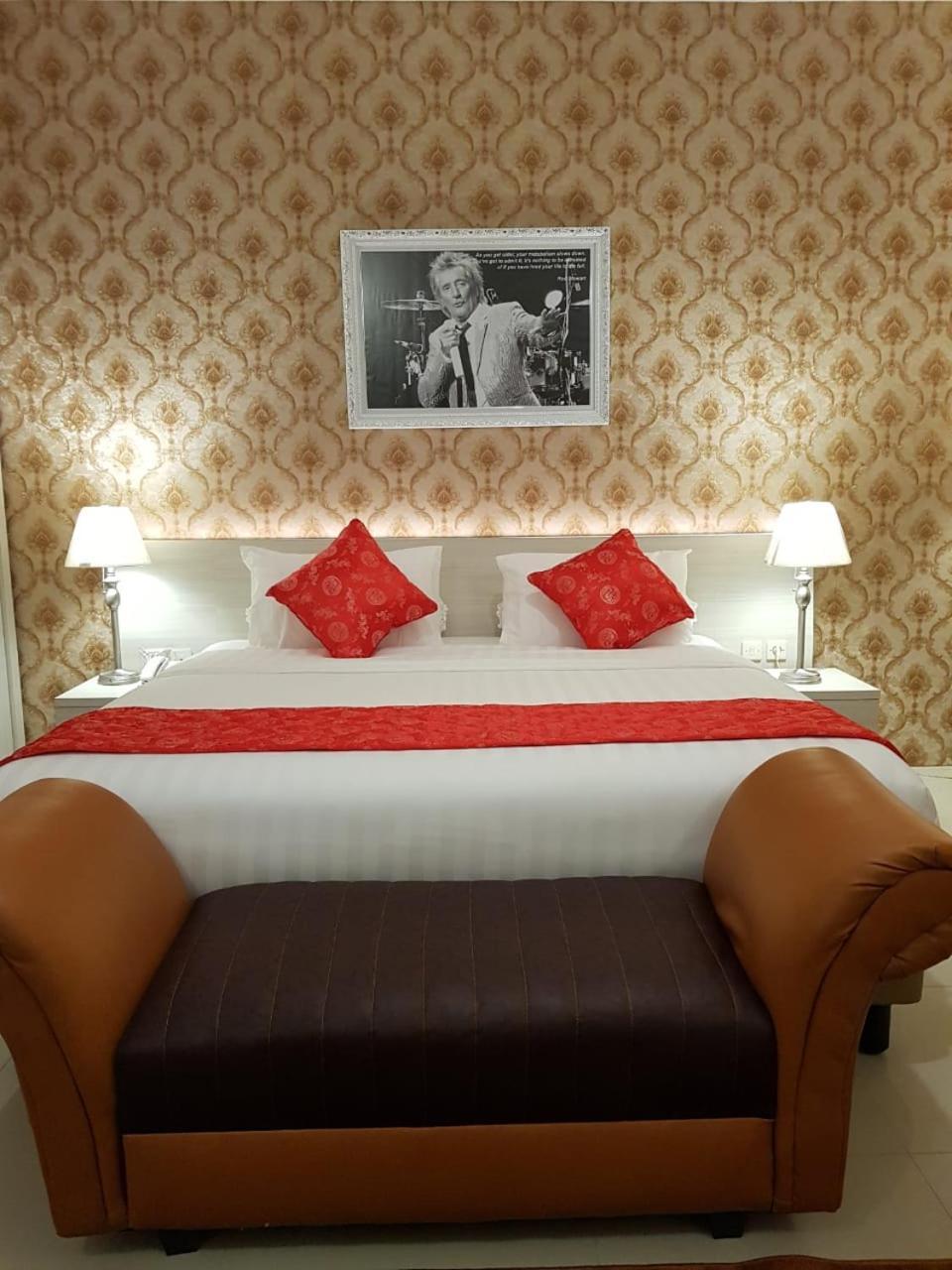Fortune Front One Hotel קנדרי מראה חיצוני תמונה