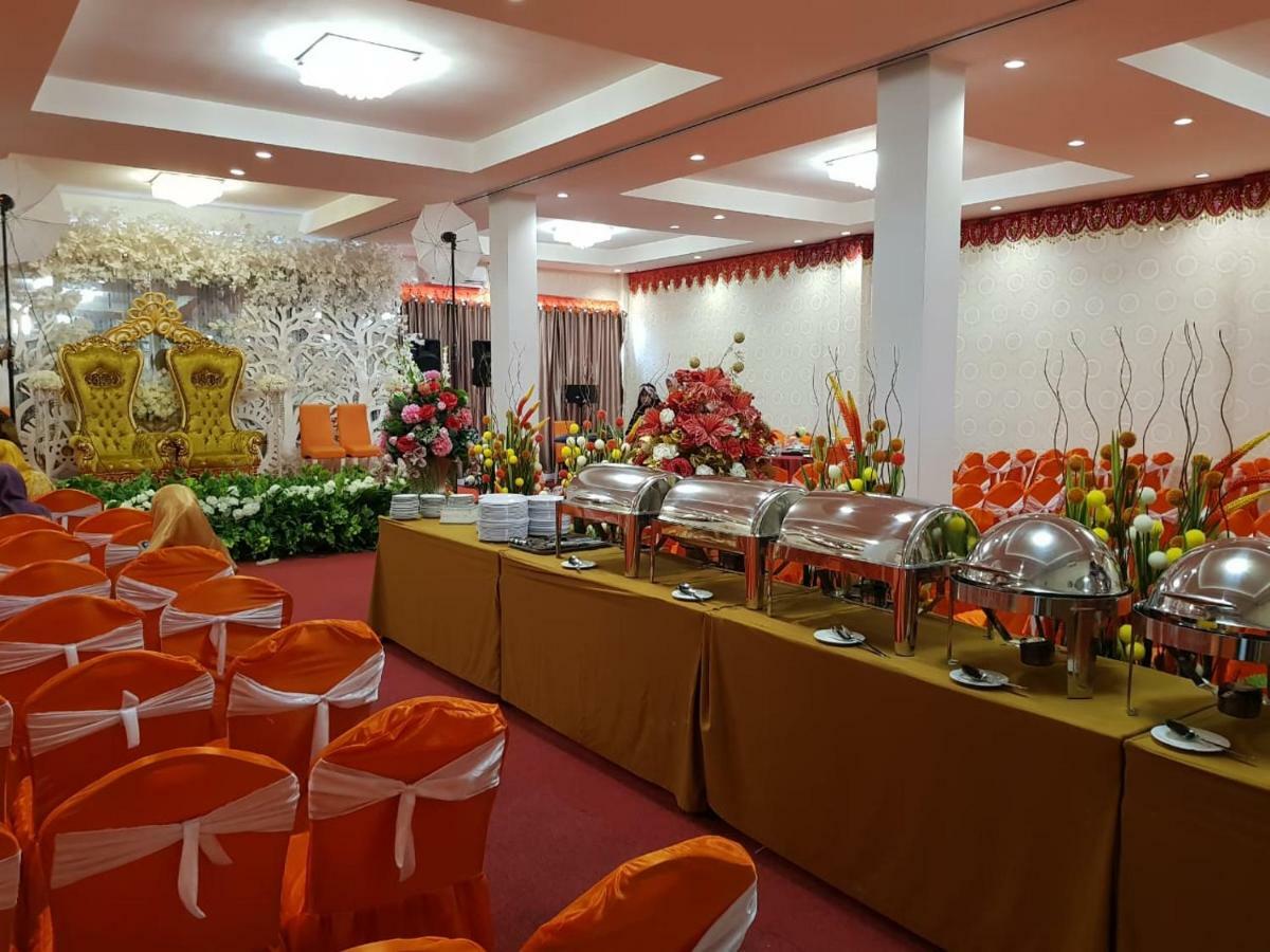 Fortune Front One Hotel קנדרי מראה חיצוני תמונה