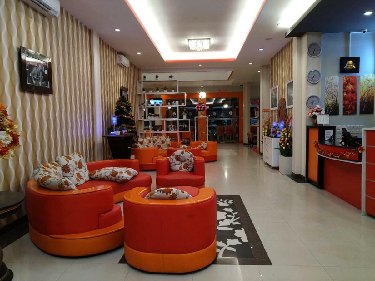 Fortune Front One Hotel קנדרי מראה חיצוני תמונה
