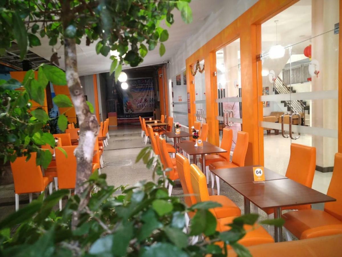 Fortune Front One Hotel קנדרי מראה חיצוני תמונה