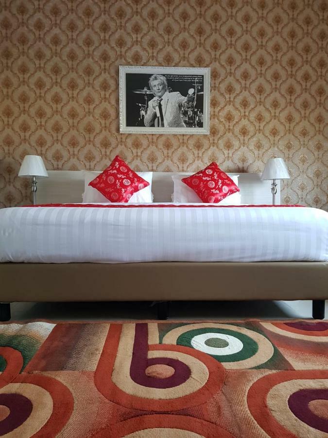 Fortune Front One Hotel קנדרי מראה חיצוני תמונה